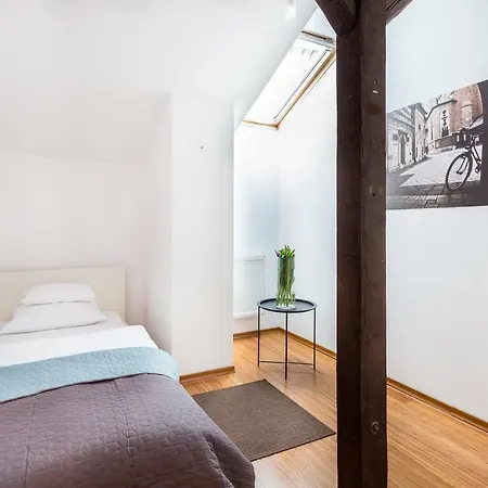Apartament Długa 27 *